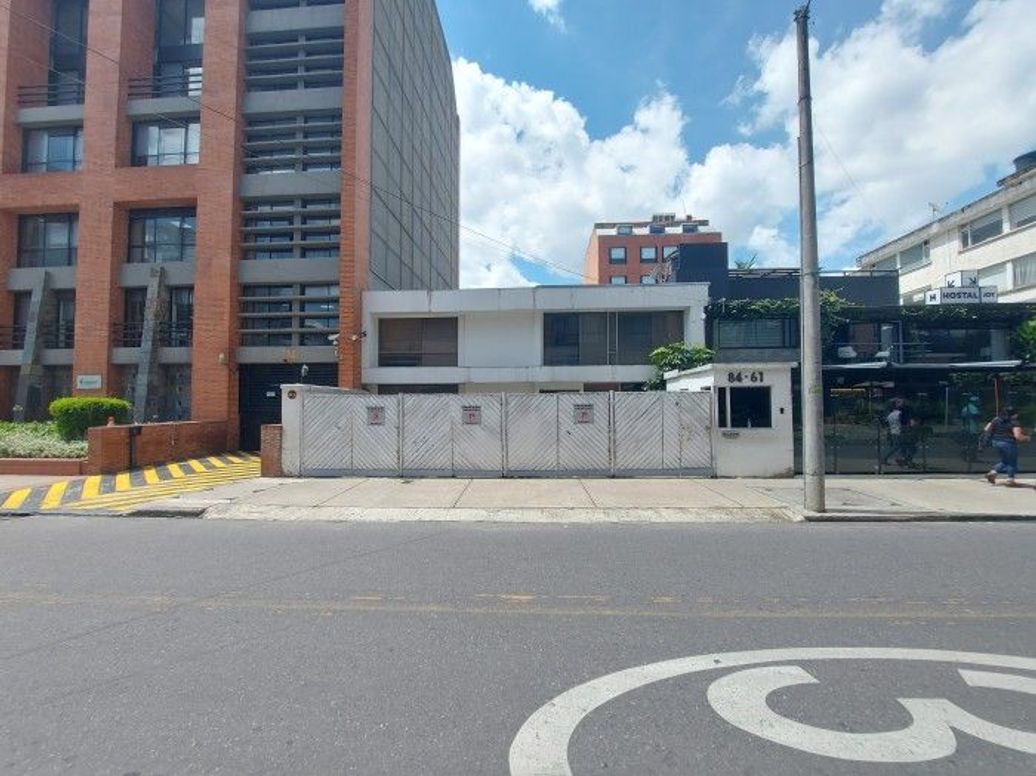 Casa de 15 alcobas en venta en Antiguo Country, Bogotá, 348 m² · foto 20 de 20