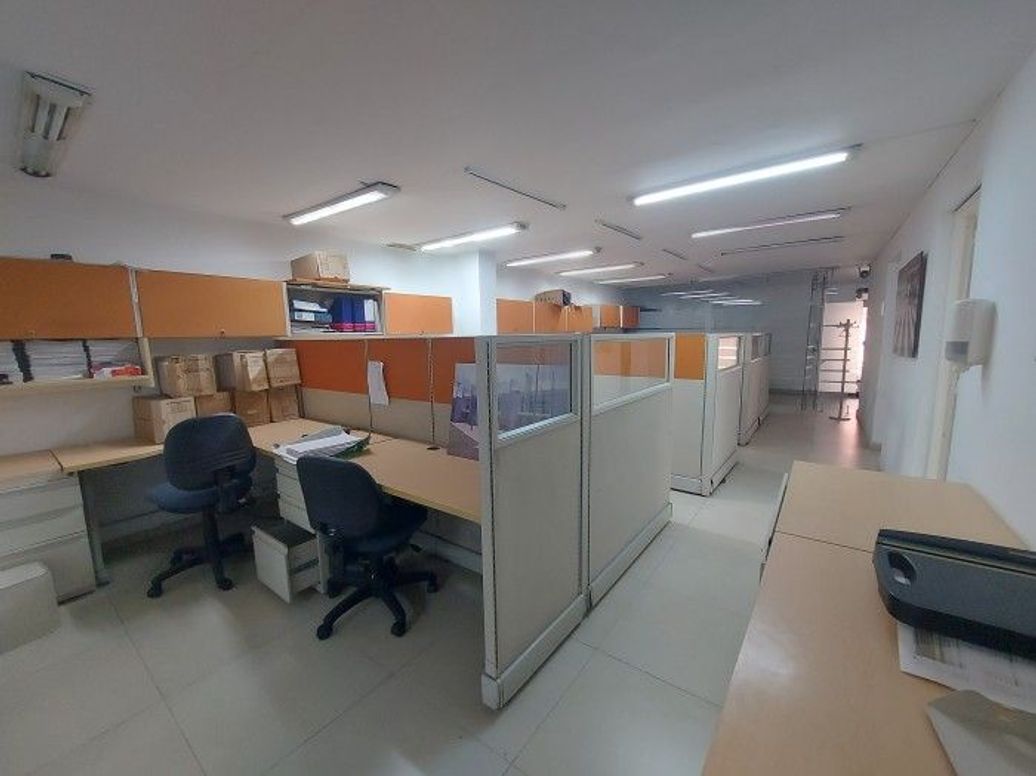 Casa de 15 alcobas en venta en Antiguo Country, Bogotá, 348 m² · foto 11 de 20