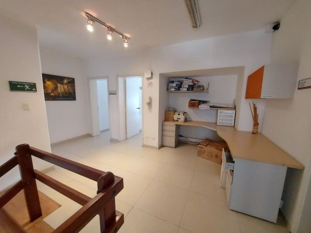 Casa de 15 alcobas en venta en Antiguo Country, Bogotá, 348 m² · foto 8 de 20