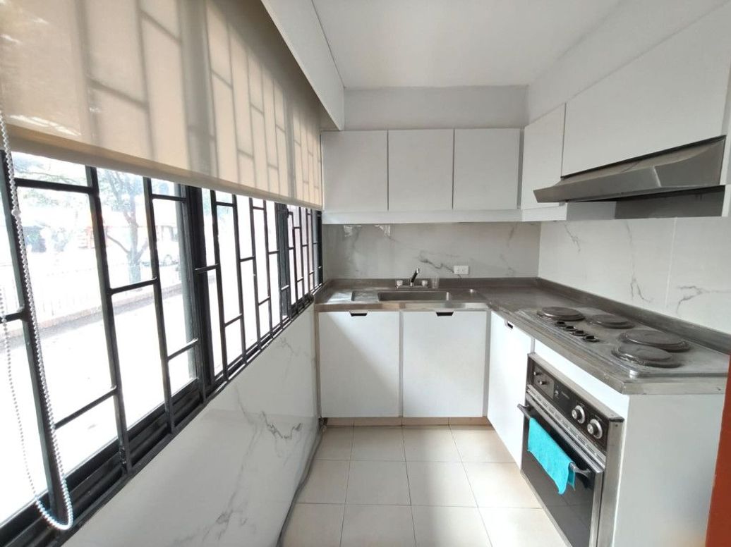 Apartaestudio en arriendo en Quinta Camacho, Bogotá, 48 m² · foto 7 de 12