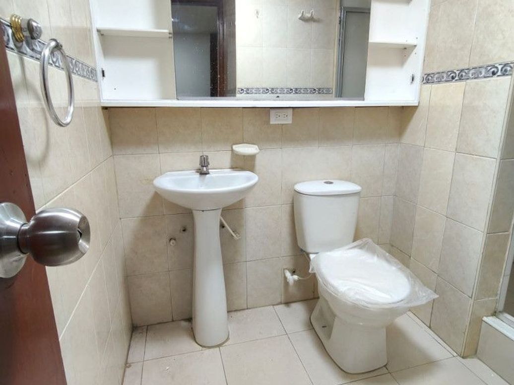 Apartaestudio en arriendo en Quinta Camacho, Bogotá, 48 m² · foto 9 de 12
