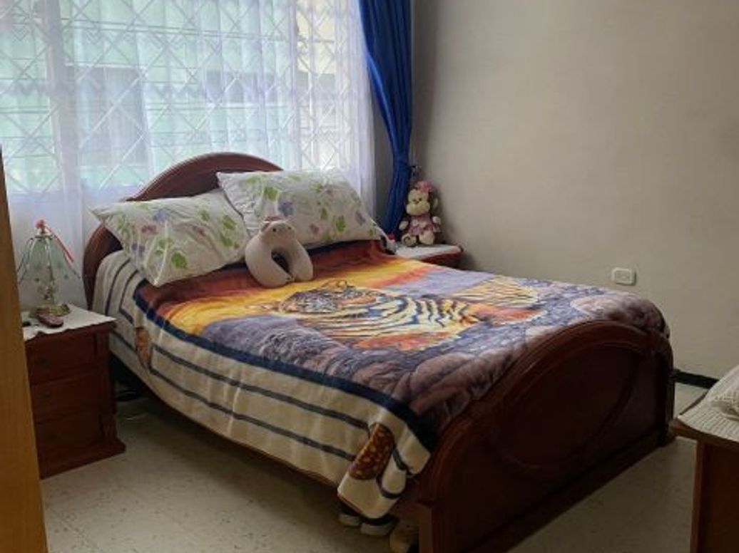 Casa de 4 alcobas en venta en Quiroga Central, Bogotá, 264 m² · foto 12 de 17