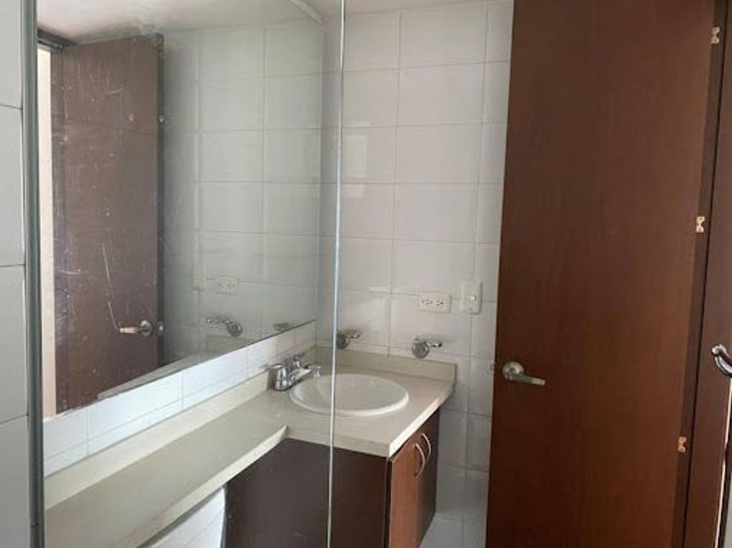 Apartamento de 2 alcobas en venta en Cedritos, Bogotá, 61 m² · foto 13 de 13