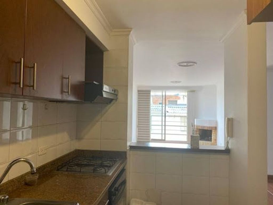 Apartamento de 2 alcobas en venta en Cedritos, Bogotá, 61 m² · foto 7 de 13