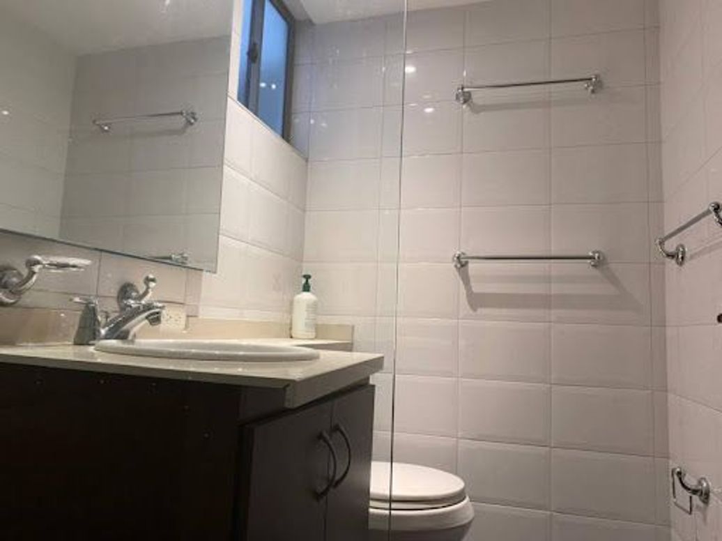 Apartamento de 2 alcobas en venta en Cedritos, Bogotá, 61 m² · foto 10 de 13