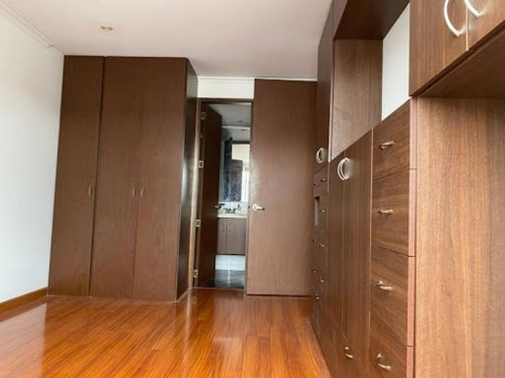 Apartamento de 2 alcobas en venta en Cedritos, Bogotá, 61 m² · foto 4 de 13