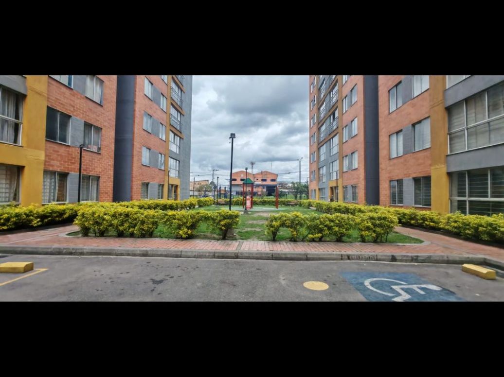 Apartamento de 2 alcobas en venta en Campo Alegre, Bogotá, 43 m² · foto 13 de 17