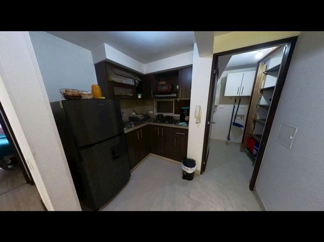 Apartamento de 2 alcobas en venta en Campo Alegre, Bogotá, 43 m² · foto 2 de 17
