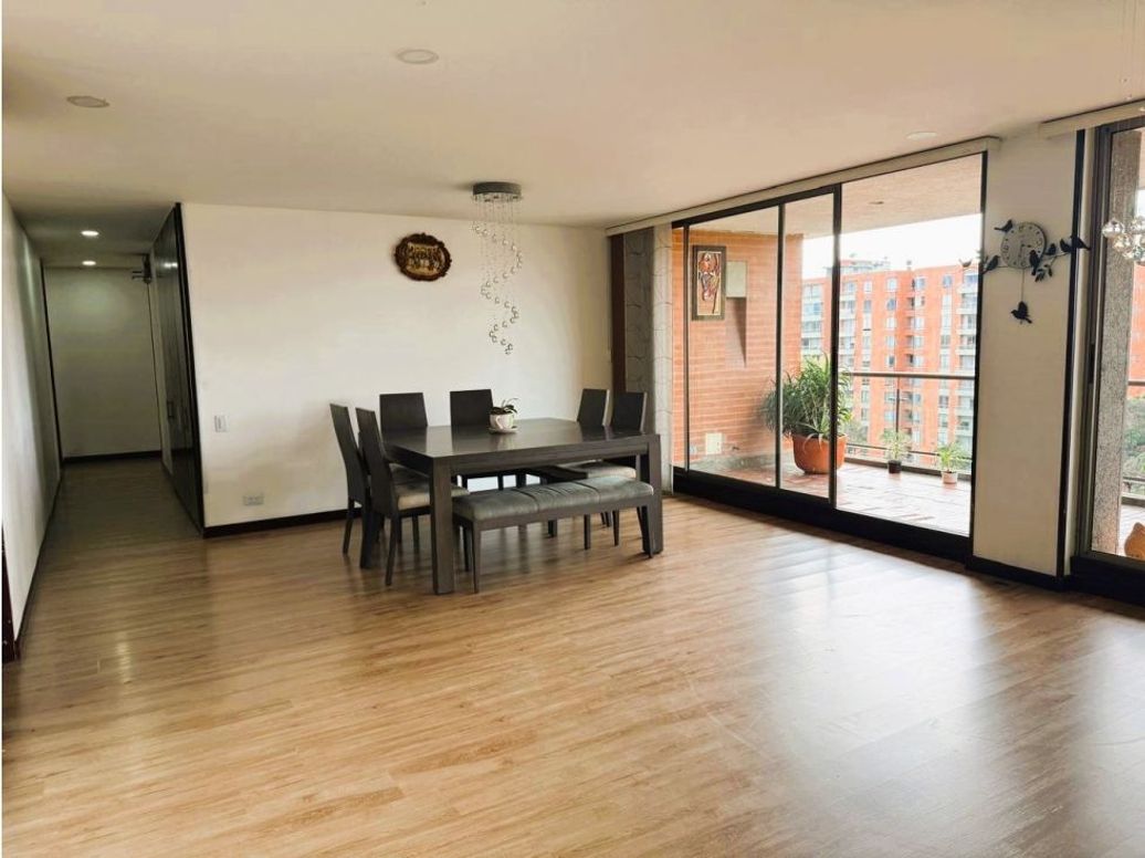 Apartamento de 5 alcobas en venta en La Esperanza Norte, Bogotá, 192 m² · foto 7 de 20