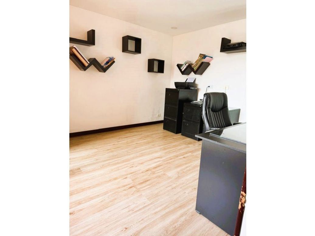 Apartamento de 5 alcobas en venta en La Esperanza Norte, Bogotá, 192 m² · foto 8 de 20