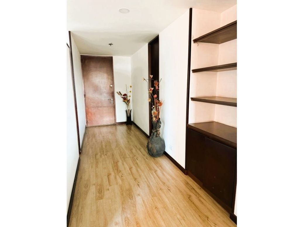Apartamento de 5 alcobas en venta en La Esperanza Norte, Bogotá, 192 m² · foto 9 de 20