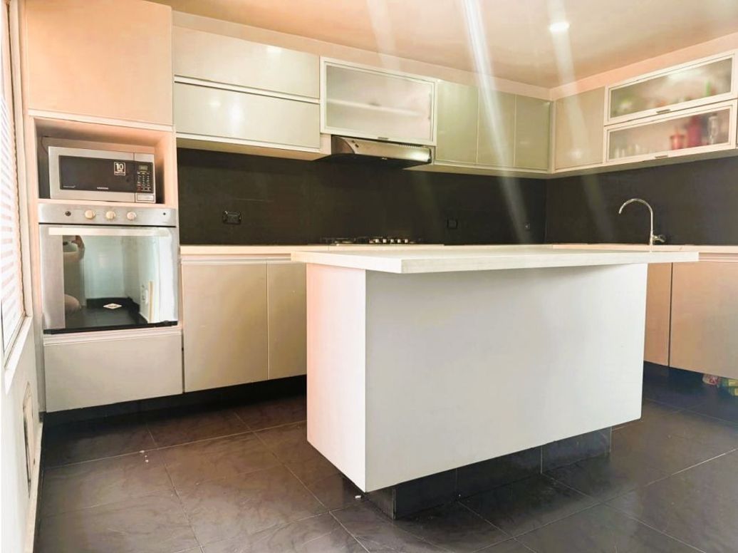 Apartamento de 5 alcobas en venta en La Esperanza Norte, Bogotá, 192 m² · foto 14 de 20