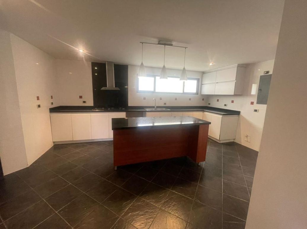 Apartamento de 4 alcobas en venta en Niza, Bogotá, 247 m² · foto 10 de 20
