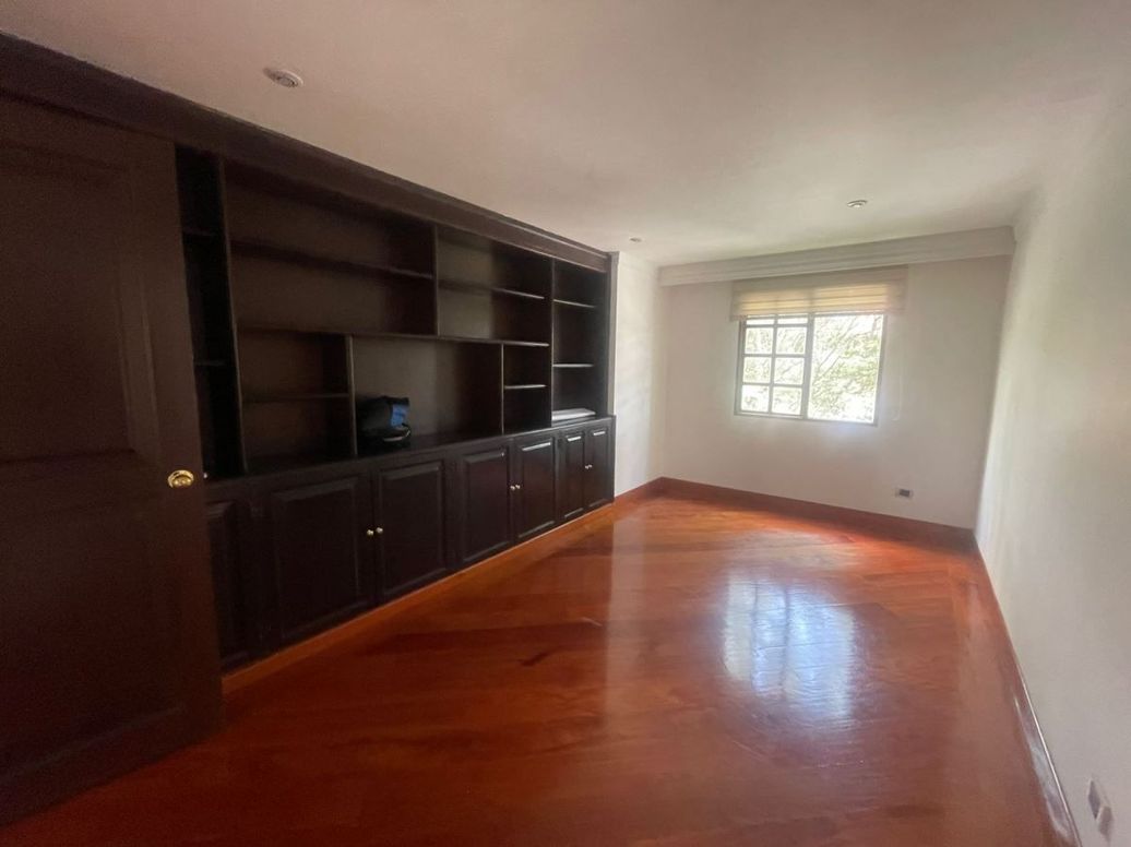 Apartamento de 4 alcobas en venta en Niza, Bogotá, 247 m² · foto 17 de 20