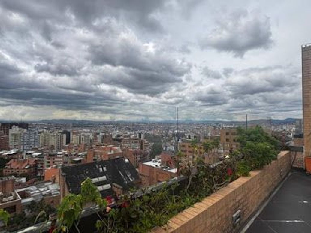 Apartamento de 2 alcobas en venta en Los Rosales, Bogotá, 182 m² · foto 20 de 20