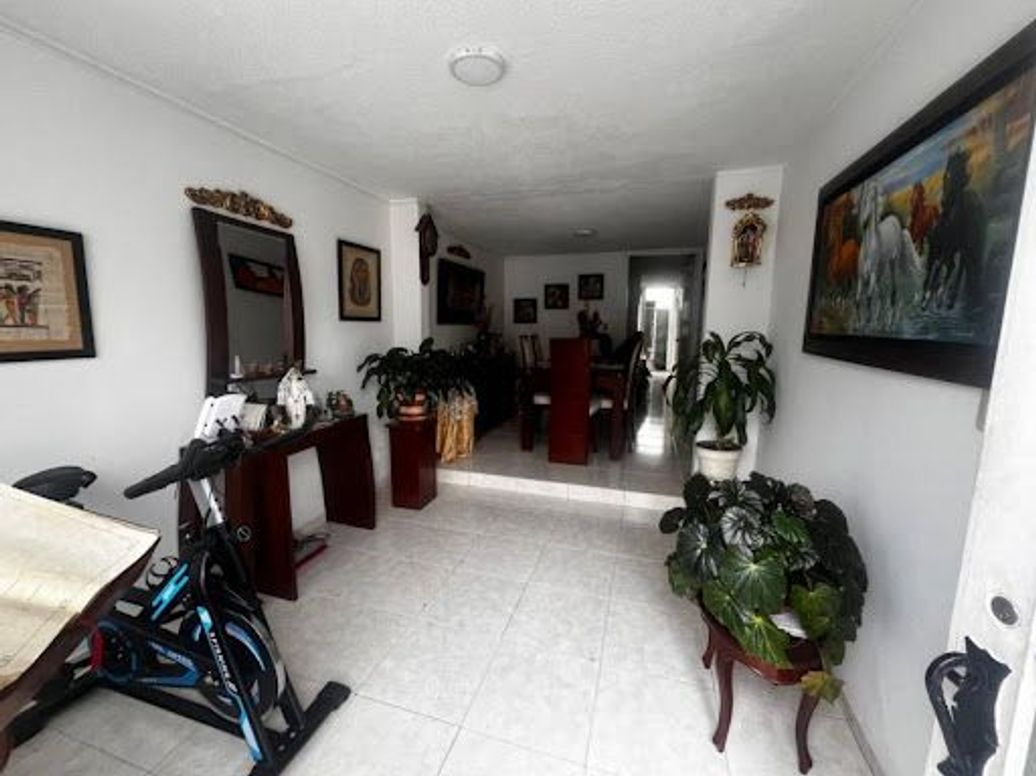 Casa de 4 alcobas en venta en La Guaca, Bogotá, 151 m² · foto 12 de 18