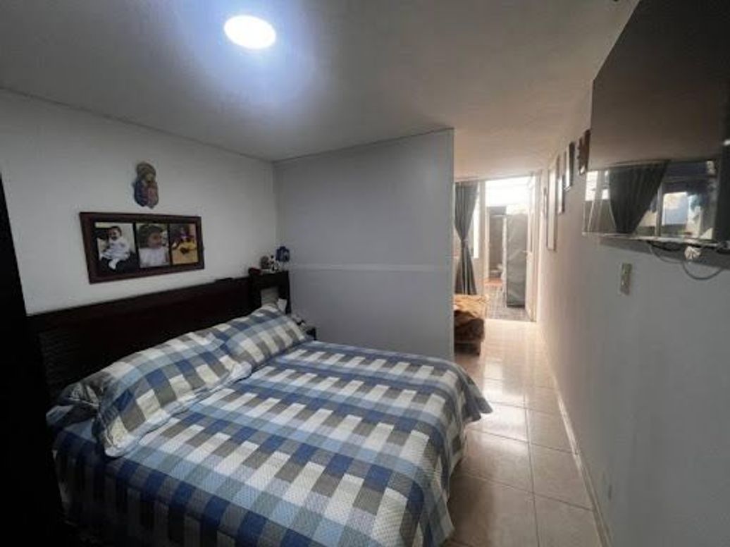 Casa de 4 alcobas en venta en La Guaca, Bogotá, 151 m² · foto 11 de 18