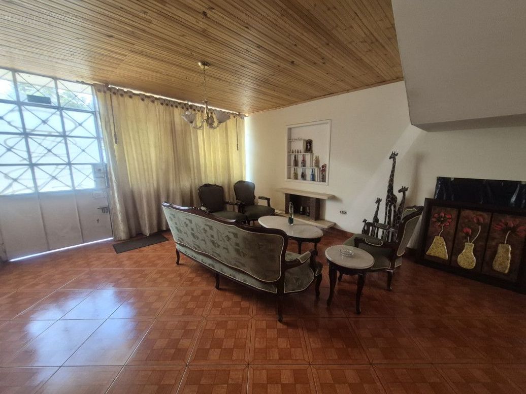 Casa de 4 alcobas en venta en Belalcázar, Bogotá, 200 m² · foto 2 de 20