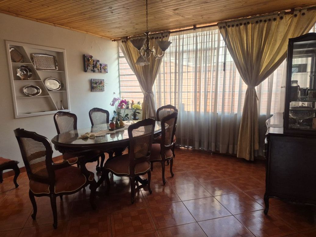 Casa de 4 alcobas en venta en Belalcázar, Bogotá, 200 m² · foto 4 de 20