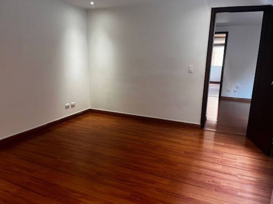Apartamento de 4 alcobas en venta en Chicó Norte, Bogotá, 169 m² · foto 15 de 20