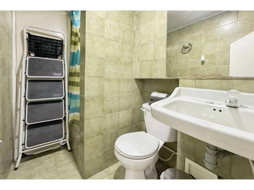 Casa de 3 alcobas en venta en La Esmeralda, Bogotá, 251 m² · foto 17 de 20