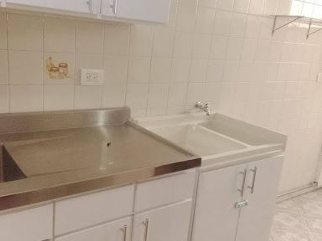 Apartamento de 3 alcobas en venta en Santa Barbara, Bogotá, 114 m² · foto 4 de 20