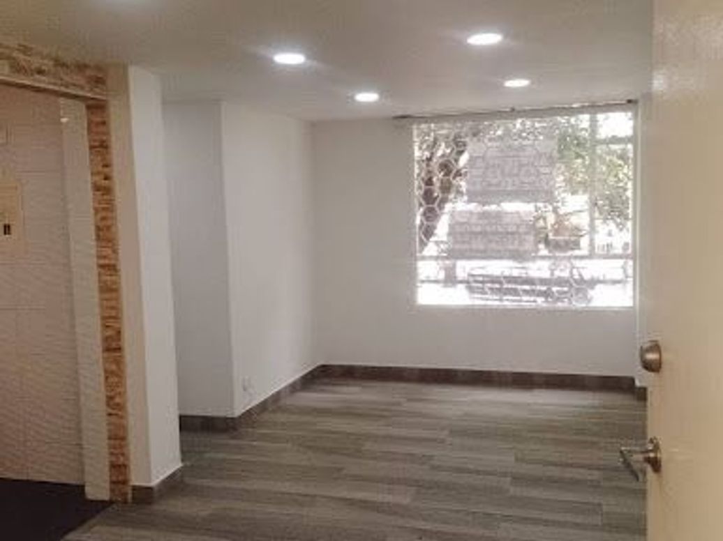 Apartamento de 3 alcobas en venta en Santa Barbara, Bogotá, 114 m² · foto 5 de 20