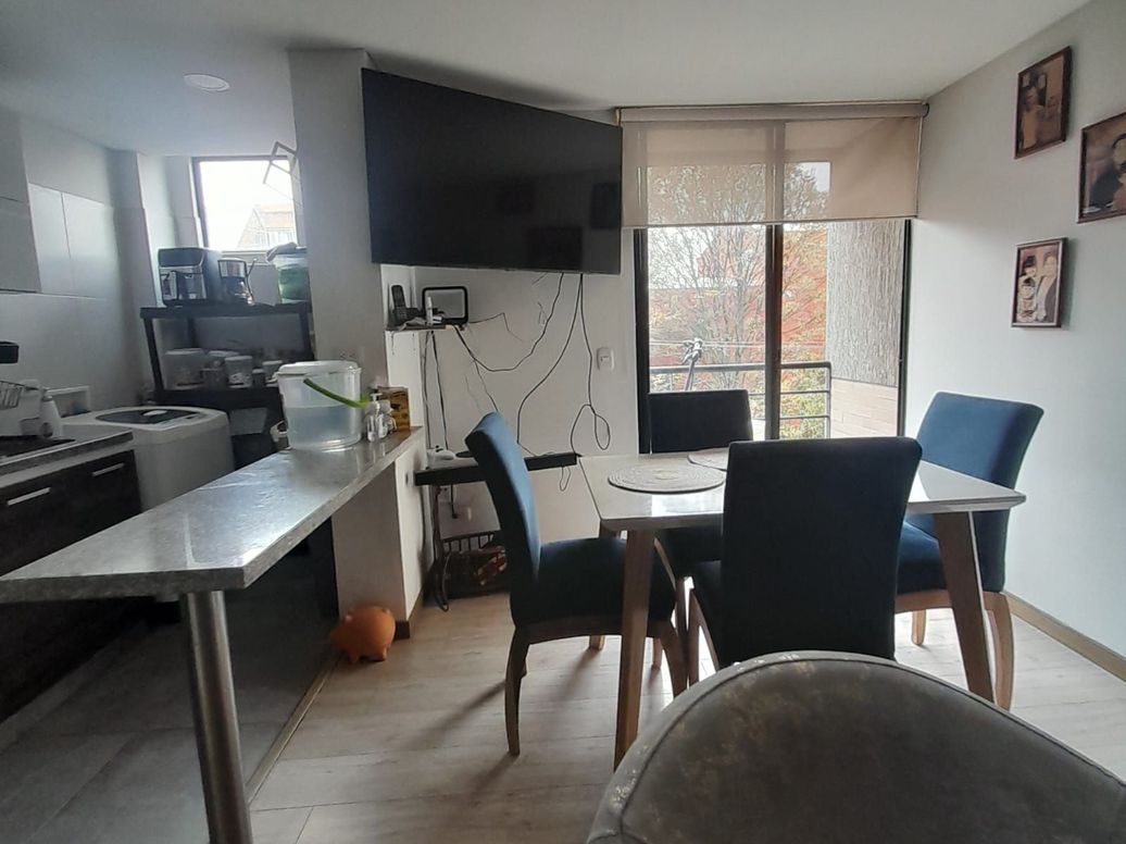 Apartamento de 3 alcobas en venta en El Rubi, Bogotá, 77 m² · foto 4 de 13