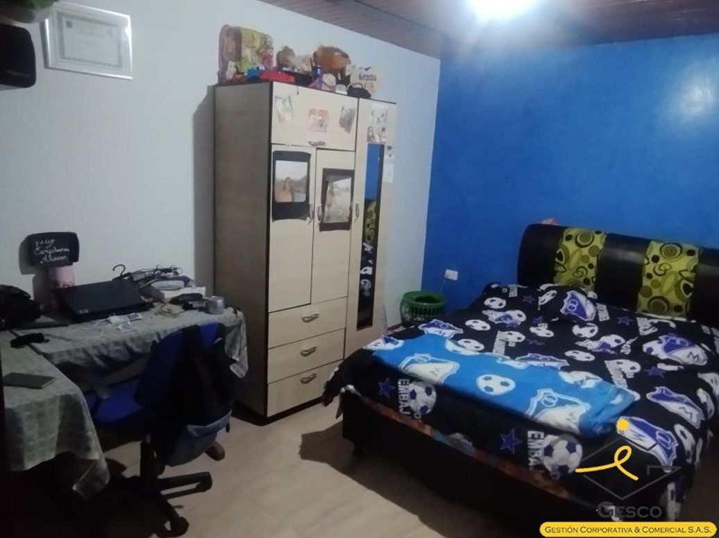 Casa de 4 alcobas en venta en Santa Librada, Bogotá, 120 m² · foto 16 de 20