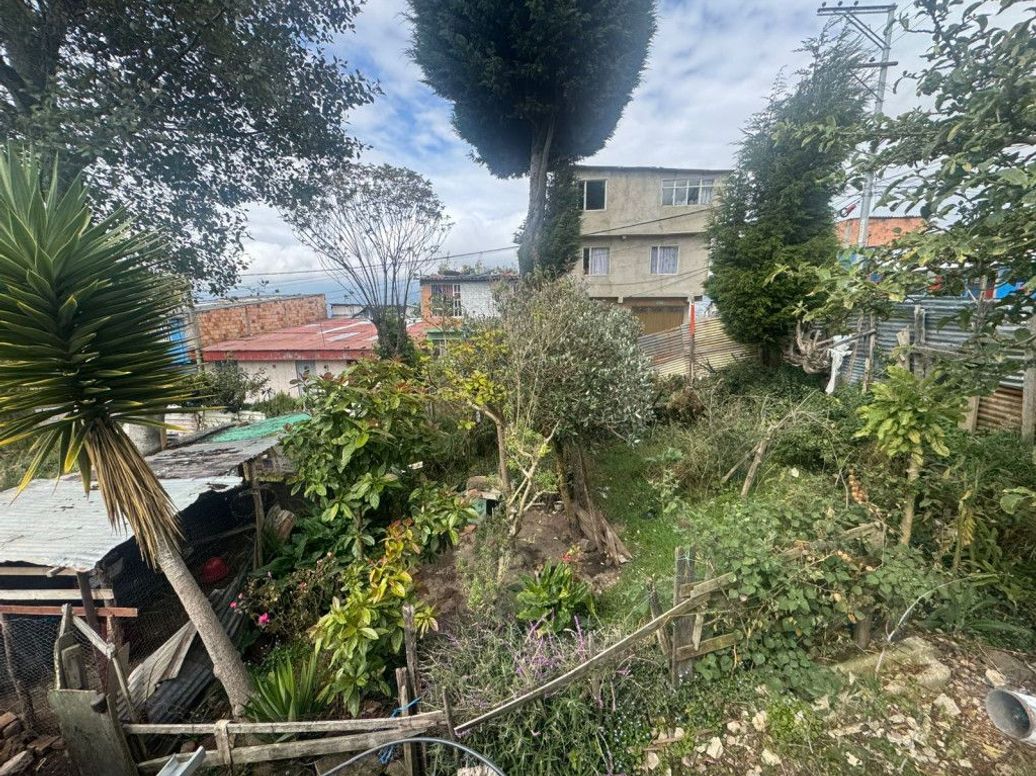 Casa de 2 alcobas en venta en Villa Diana, Bogotá, 82 m² · foto 6 de 7