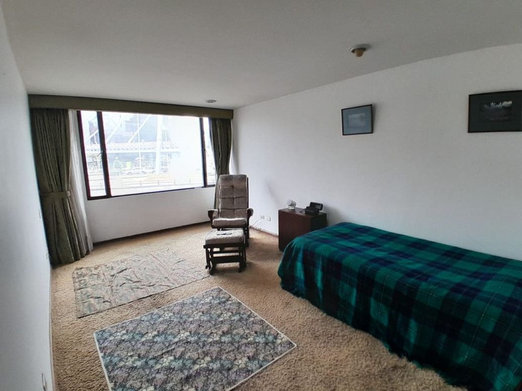 Apartamento de 3 alcobas en venta en Chico Norte Et. Iii, Bogotá, 145 m² · foto 9 de 19