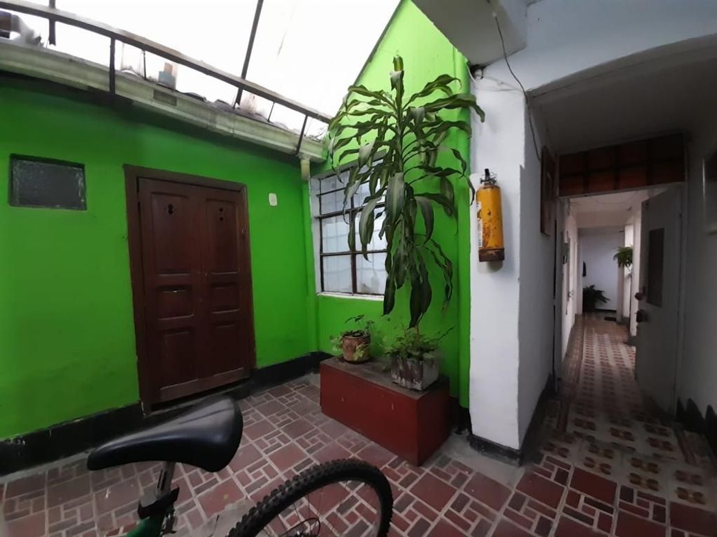 Casa de 8 alcobas en venta en Las Aguas, Bogotá, 320 m² · foto 17 de 20