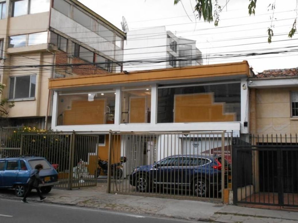 Casa de 13 alcobas en venta en Lago Gaitan, Bogotá, 420 m² · foto 20 de 20