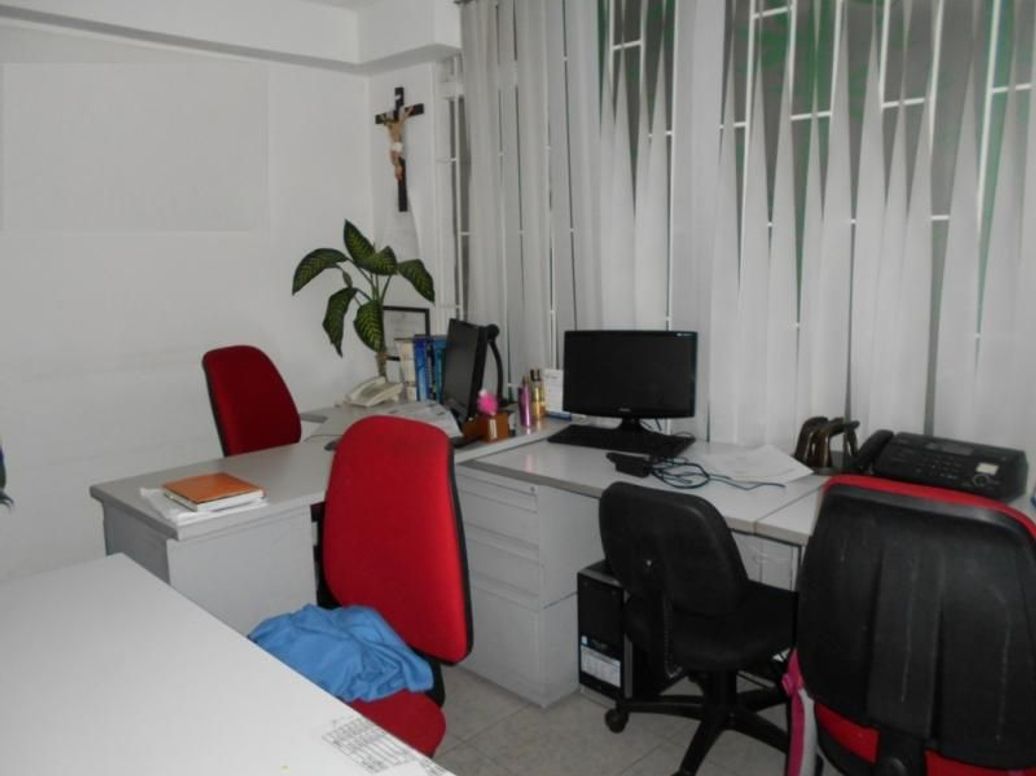 Casa de 13 alcobas en venta en Lago Gaitan, Bogotá, 420 m² · foto 17 de 20