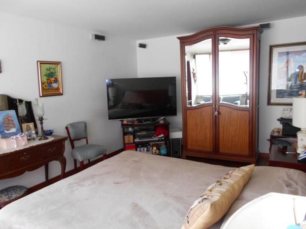 Apartamento de 3 alcobas en venta en Campo Alegre, Bogotá, 166 m² · foto 20 de 20
