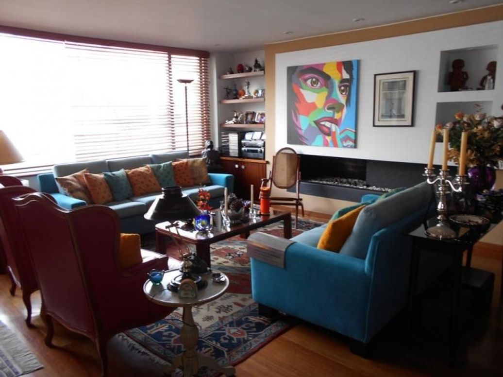 Apartamento de 3 alcobas en venta en Campo Alegre, Bogotá, 166 m² · foto 6 de 20