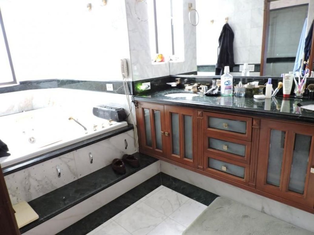Apartamento de 4 alcobas en venta en Monte Arroyo, Bogotá, 372 m² · foto 18 de 20