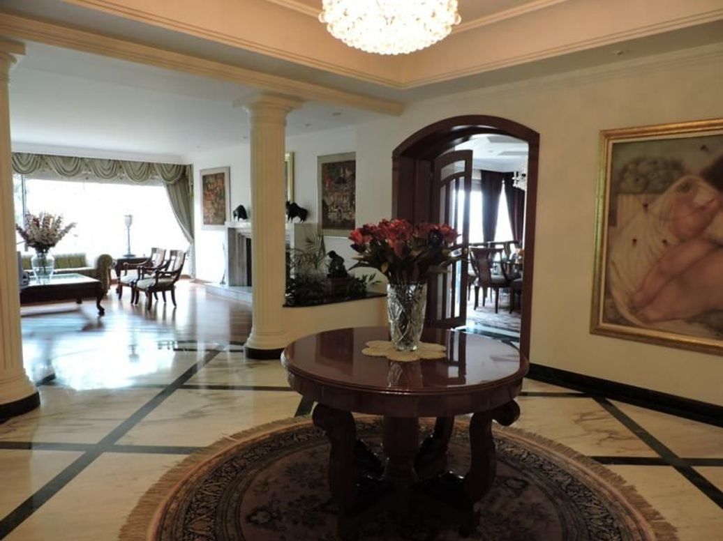 Apartamento de 4 alcobas en venta en Monte Arroyo, Bogotá, 372 m² · foto 6 de 20