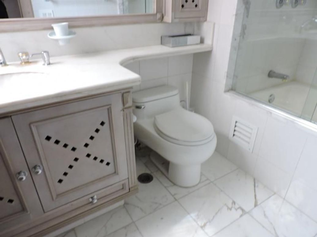 Apartamento de 4 alcobas en venta en Monte Arroyo, Bogotá, 372 m² · foto 15 de 20