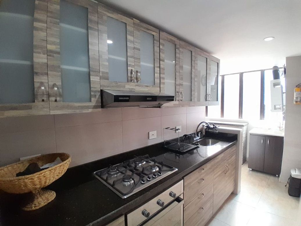 Apartamento de 3 alcobas en venta en Santa Ana Occidental, Bogotá, 109 m² · foto 6 de 19