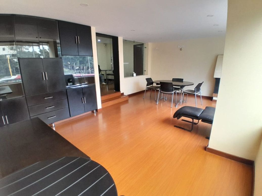Apartamento de 3 alcobas en venta en Santa Ana Occidental, Bogotá, 109 m² · foto 18 de 19