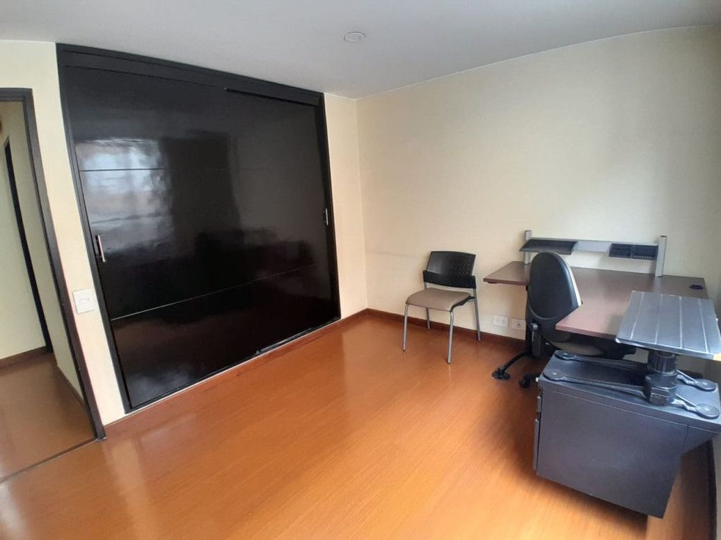 Apartamento de 3 alcobas en venta en Santa Ana Occidental, Bogotá, 109 m² · foto 11 de 19