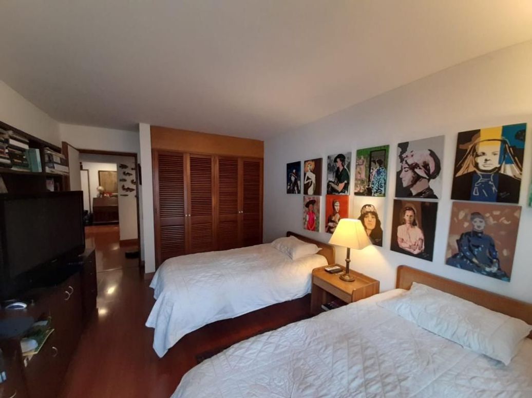Apartamento de 3 alcobas en venta en Iberia, Bogotá, 236 m² · foto 11 de 20