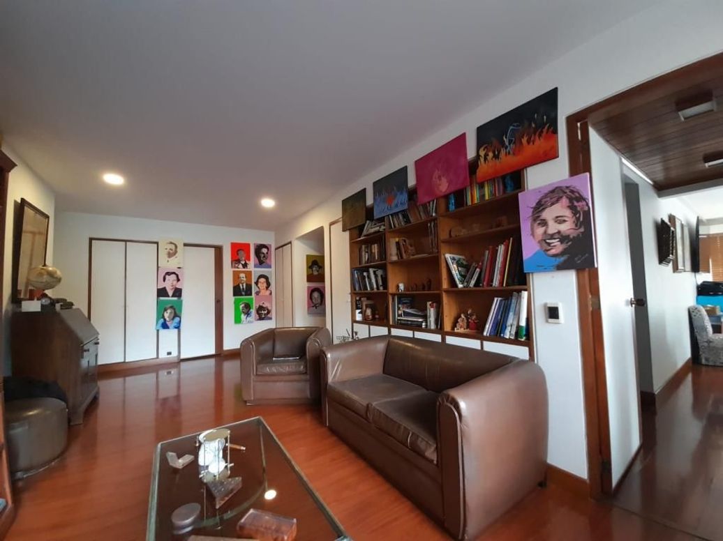 Apartamento de 3 alcobas en venta en Iberia, Bogotá, 236 m² · foto 17 de 20