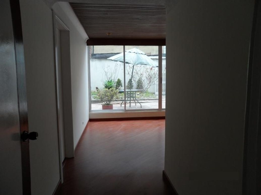 Apartamento de 4 alcobas en venta en San Patricio, Bogotá, 330 m² · foto 8 de 13