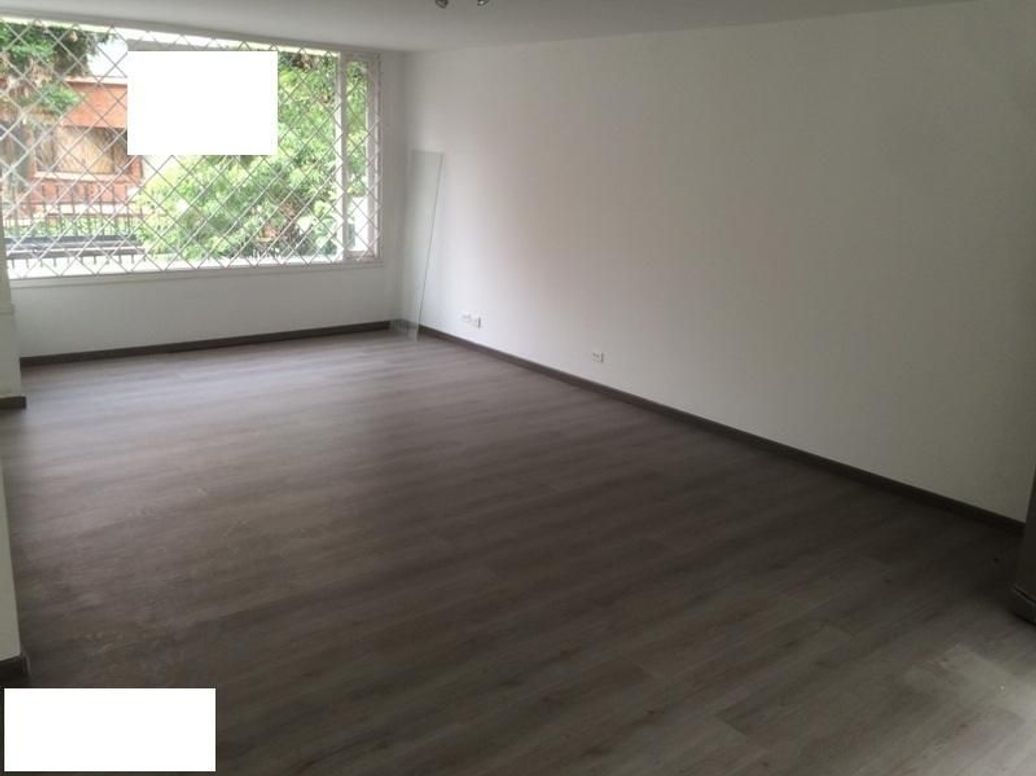 Casa de 4 alcobas en venta en Santa Barbara Central, Bogotá, 318 m² · foto 6 de 20