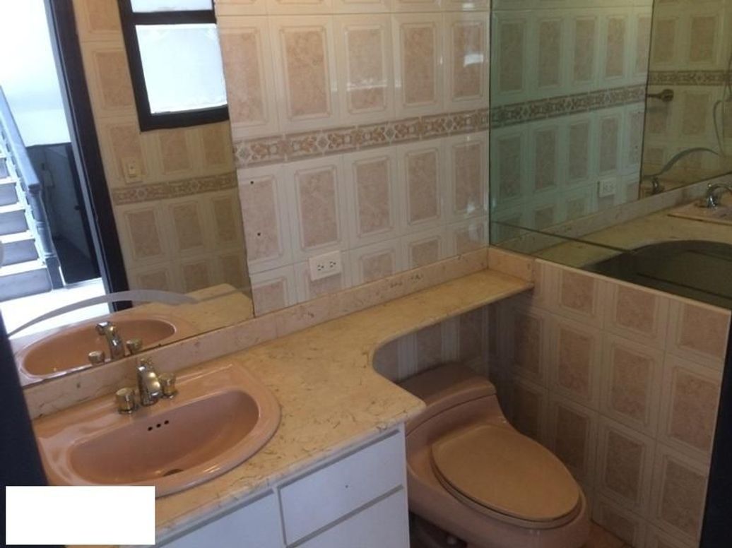 Casa de 4 alcobas en venta en Santa Barbara Central, Bogotá, 318 m² · foto 14 de 20