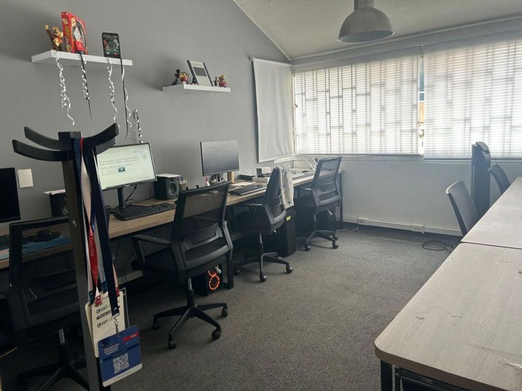 Casa de 3 alcobas en venta en Los Cedros, Bogotá, 350 m² · foto 6 de 12