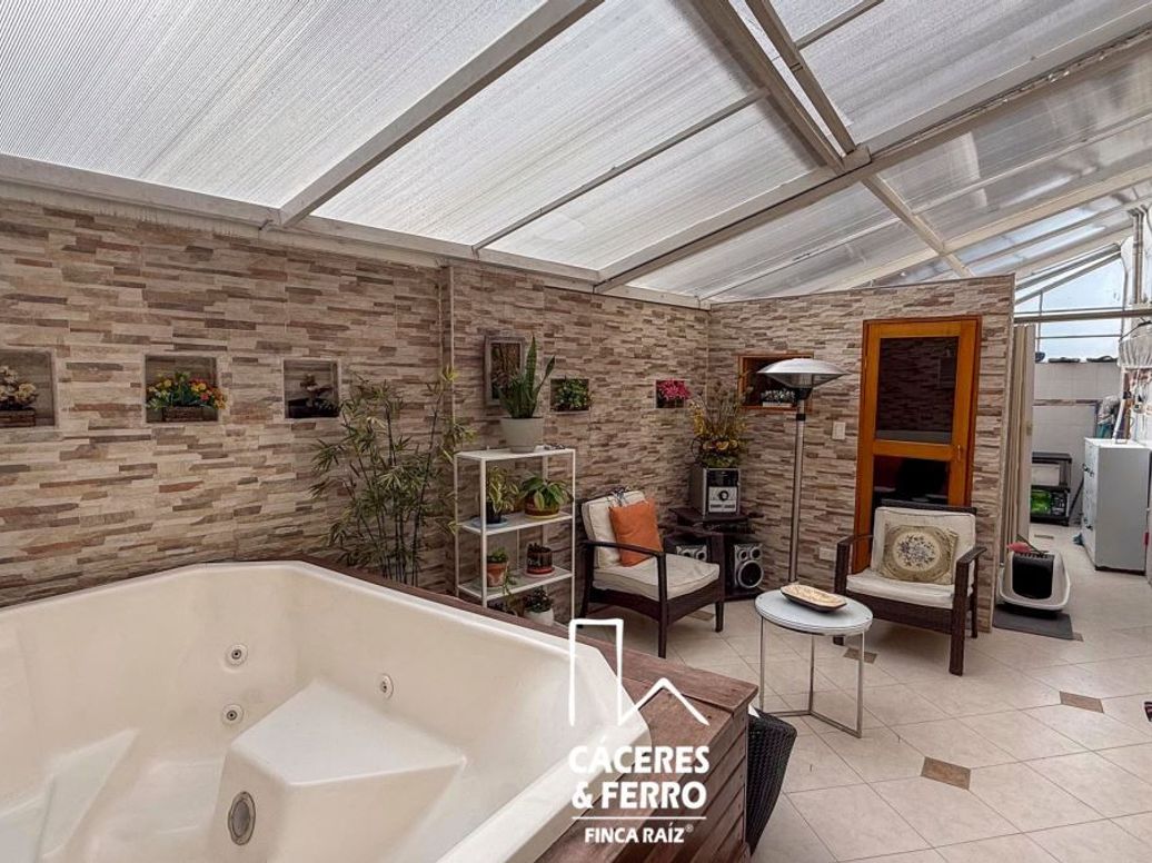 Casa de 4 alcobas en venta en Chapinero Alto, Bogotá, 225 m² · foto 13 de 14