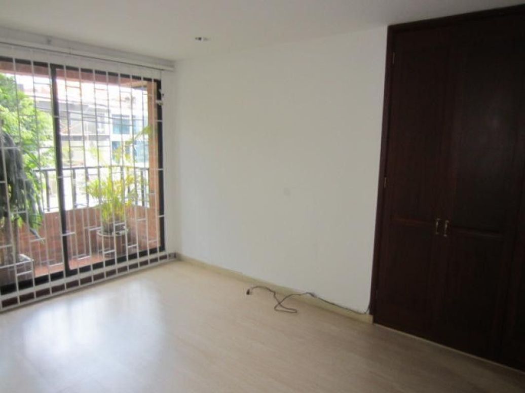 Apartamento de 2 alcobas en venta en Granjas De Santa Sofia, Bogotá, 84 m² · foto 3 de 20